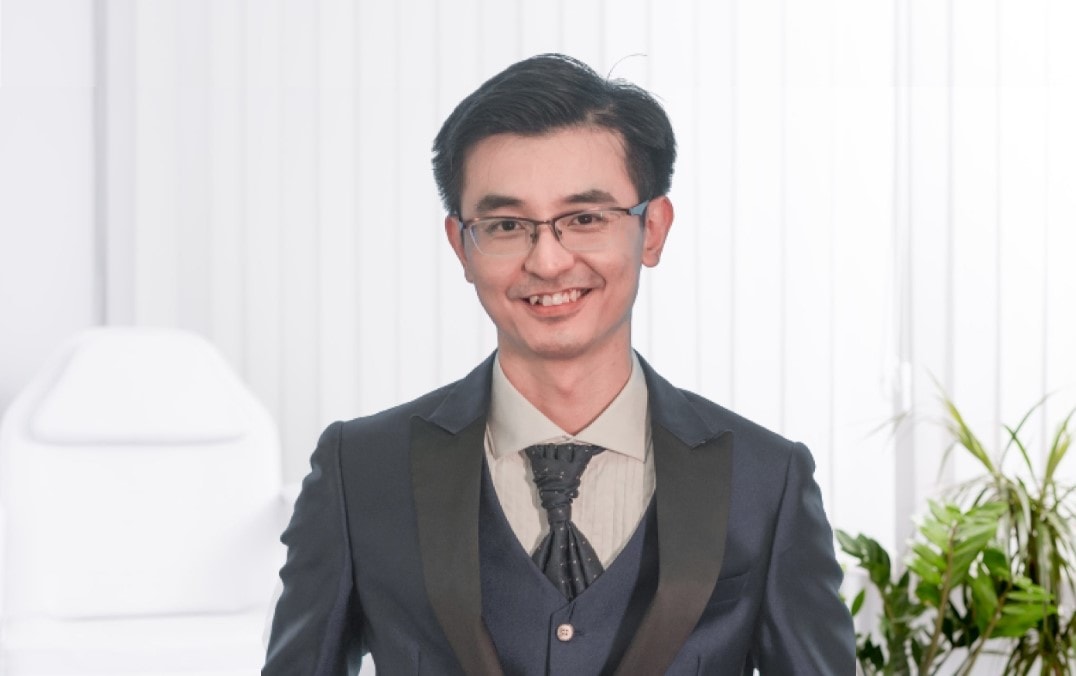 Dr Ong Wu Chuan Profile  Dr. Care Medical Clinic